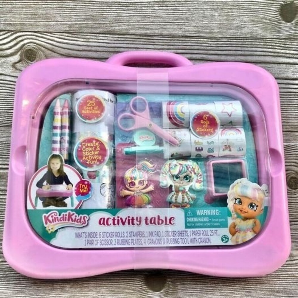 Kindi kids art activity table